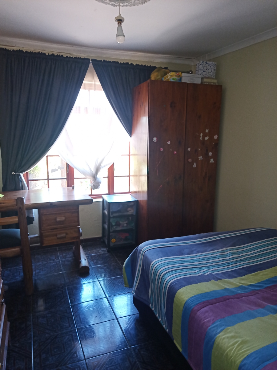 To Let 3 Bedroom Property for Rent in Strandfontein Western Cape